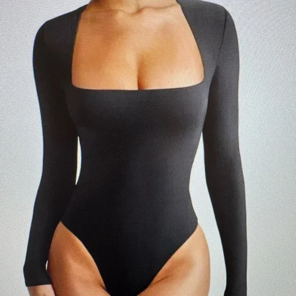 NWT Sexy Chic Black Long Sleeve Bodysuit XSMALL #G - Picture 1 of 8